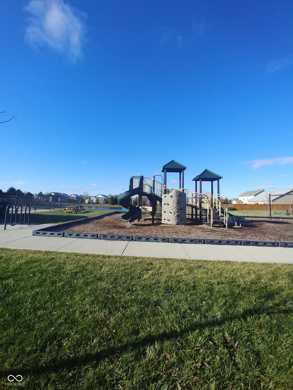 17337 Retford Drive Westfield, IN 46074
