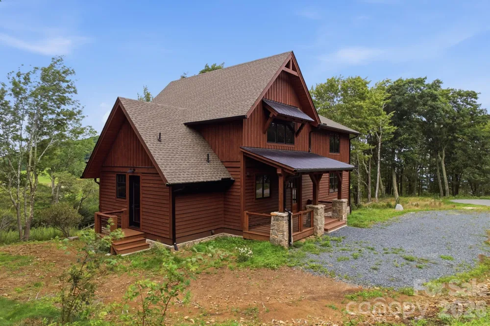 761 Foxfire Drive Banner Elk, NC 28604
