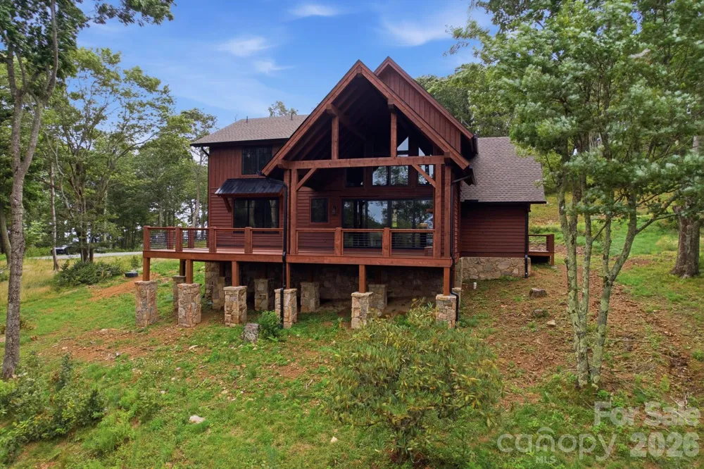 761 Foxfire Drive Banner Elk, NC 28604