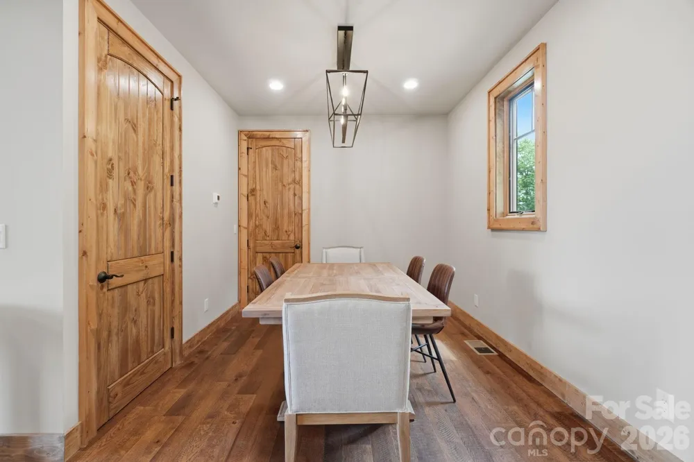 761 Foxfire Drive Banner Elk, NC 28604