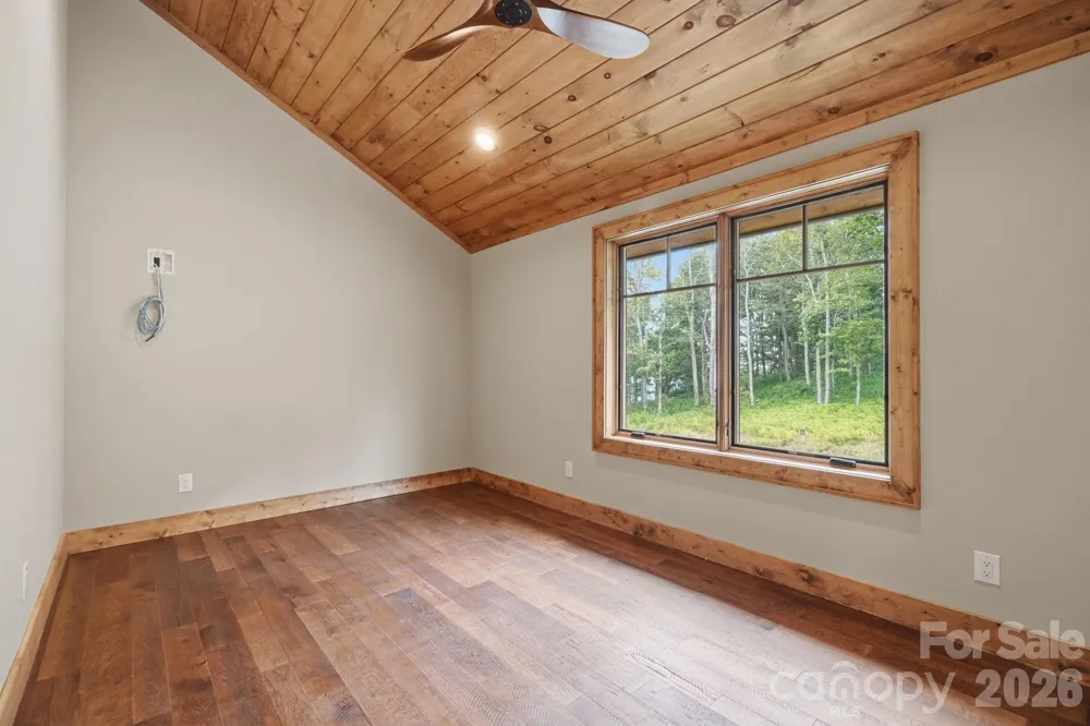 761 Foxfire Drive Banner Elk, NC 28604