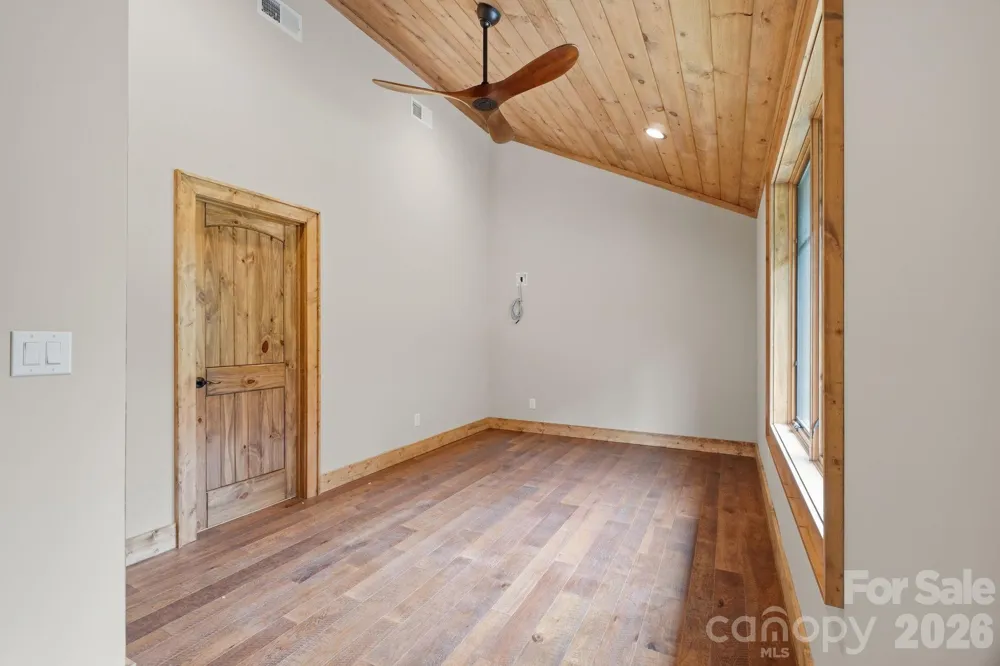 761 Foxfire Drive Banner Elk, NC 28604