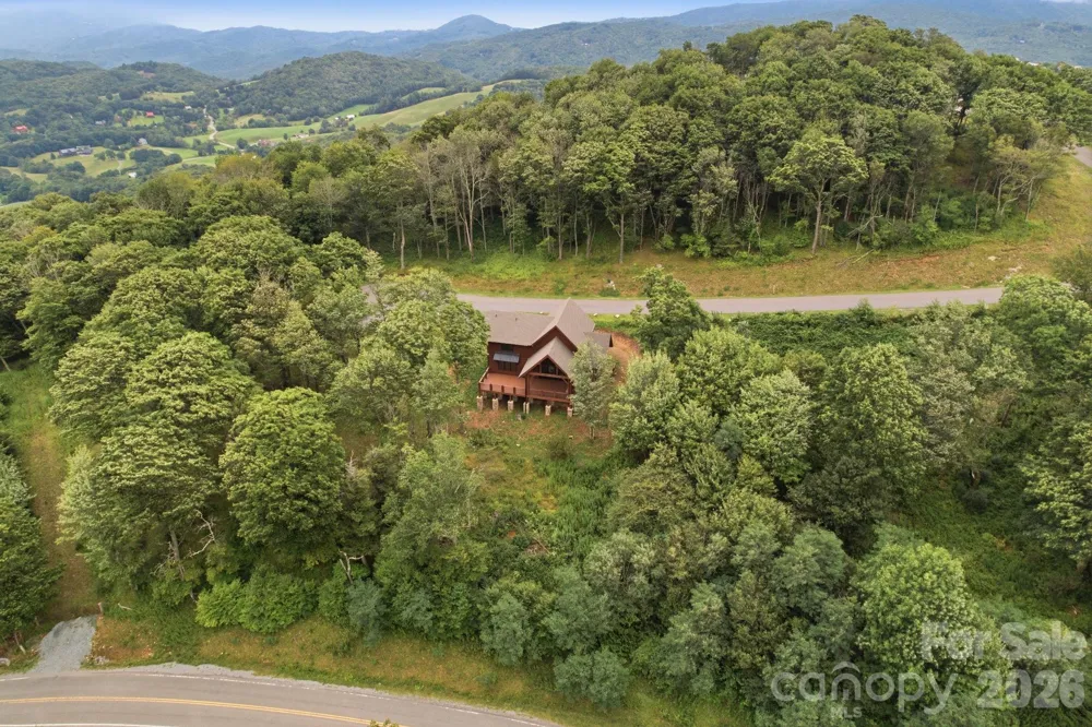 761 Foxfire Drive Banner Elk, NC 28604