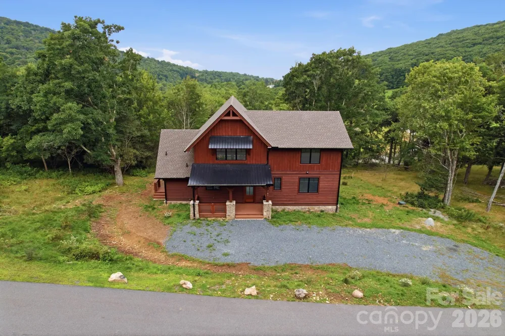 761 Foxfire Drive Banner Elk, NC 28604