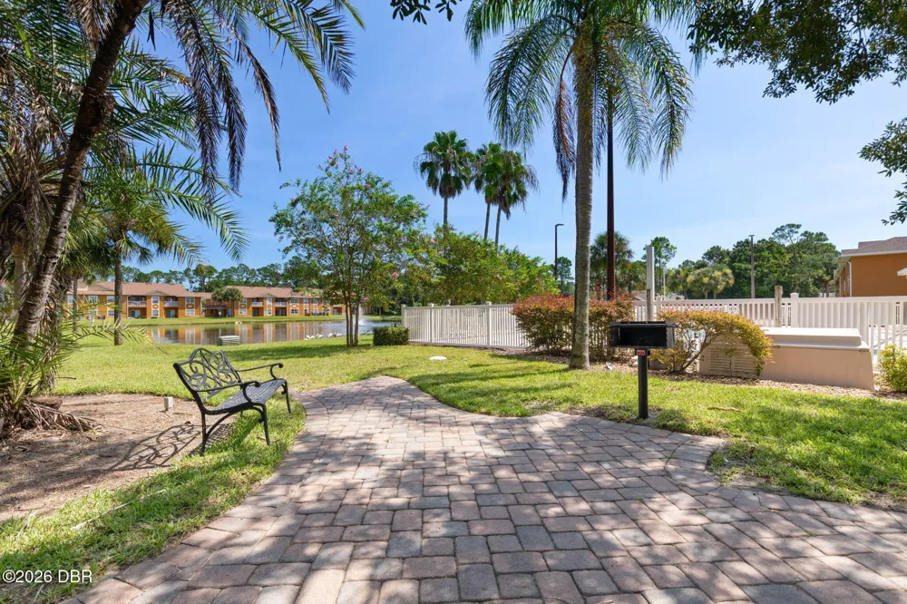 4600 E Moody Boulevard #7H Bunnell, FL 32110