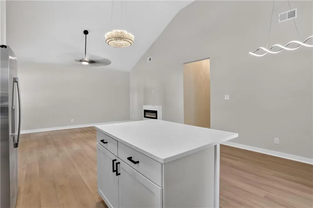 882 Tanner Dr Scottdale, GA 30079