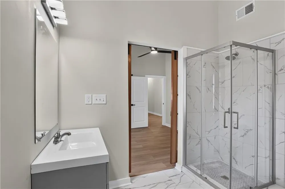 882 Tanner Dr Scottdale, GA 30079