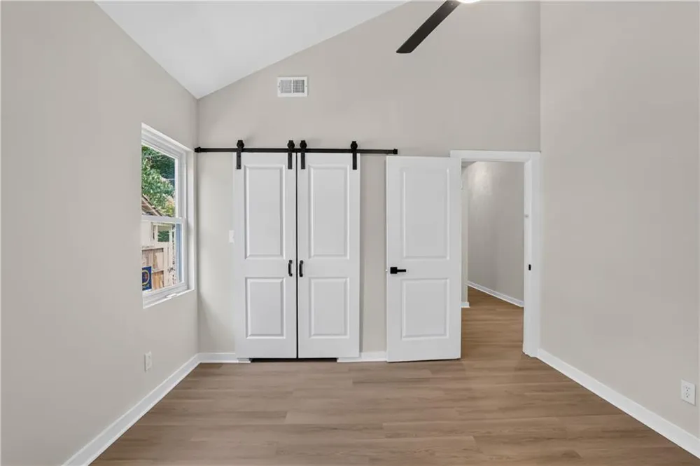 882 Tanner Dr Scottdale, GA 30079