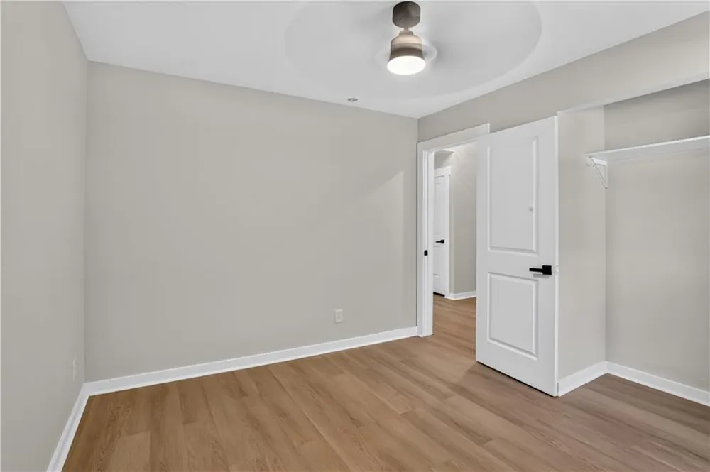 882 Tanner Dr Scottdale, GA 30079