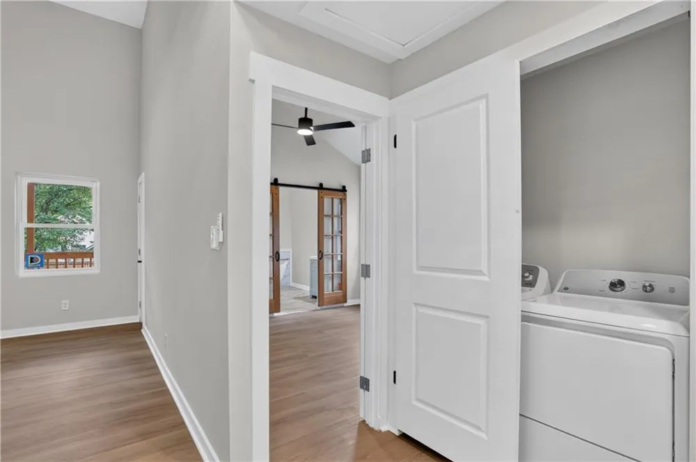 882 Tanner Dr Scottdale, GA 30079