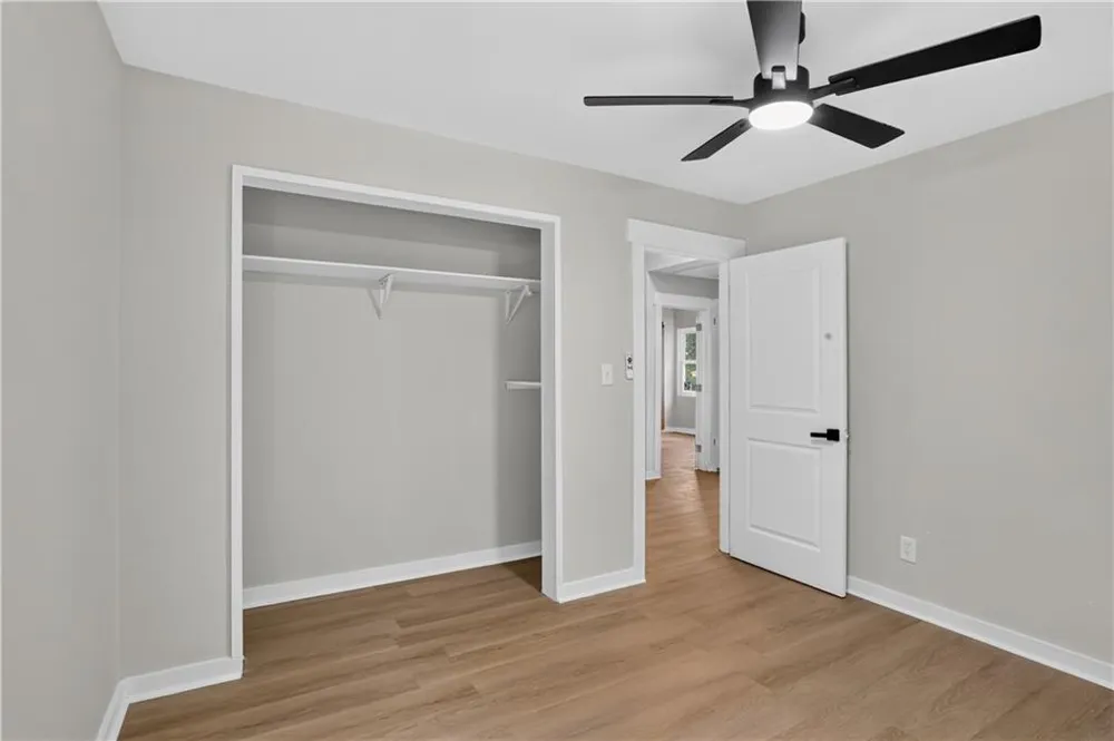 882 Tanner Dr Scottdale, GA 30079