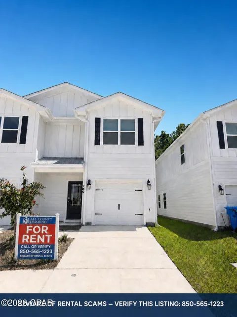 186 Ellery Lane