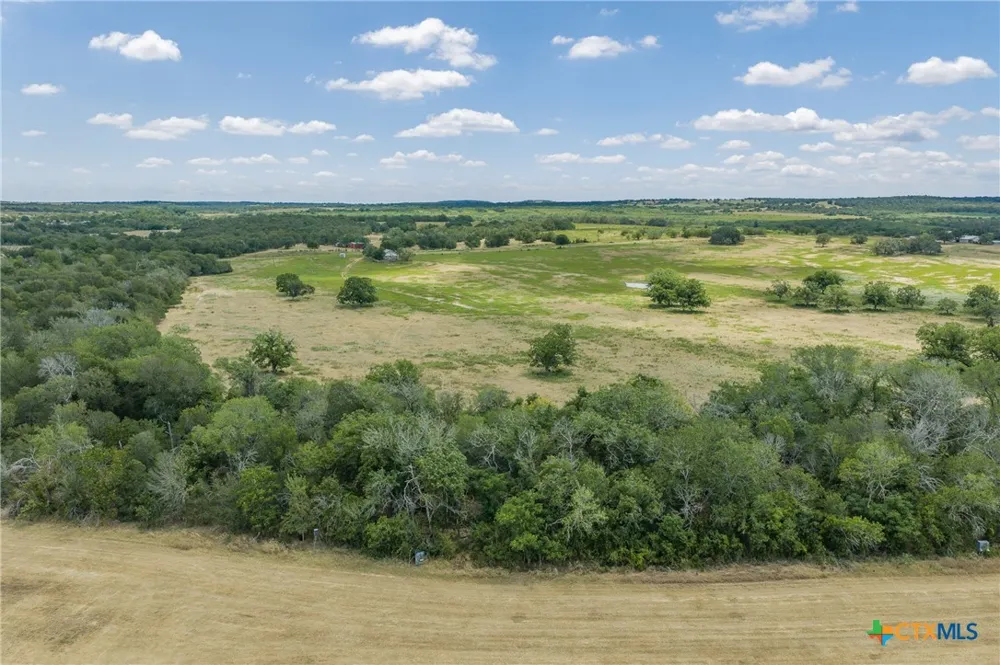 2 FM 3158 Dale, TX 78616