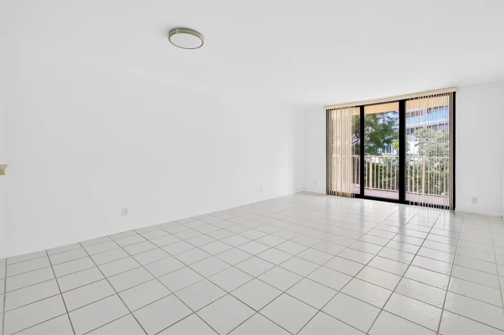 3540 S Ocean Boulevard #208 South Palm Beach, FL 33480