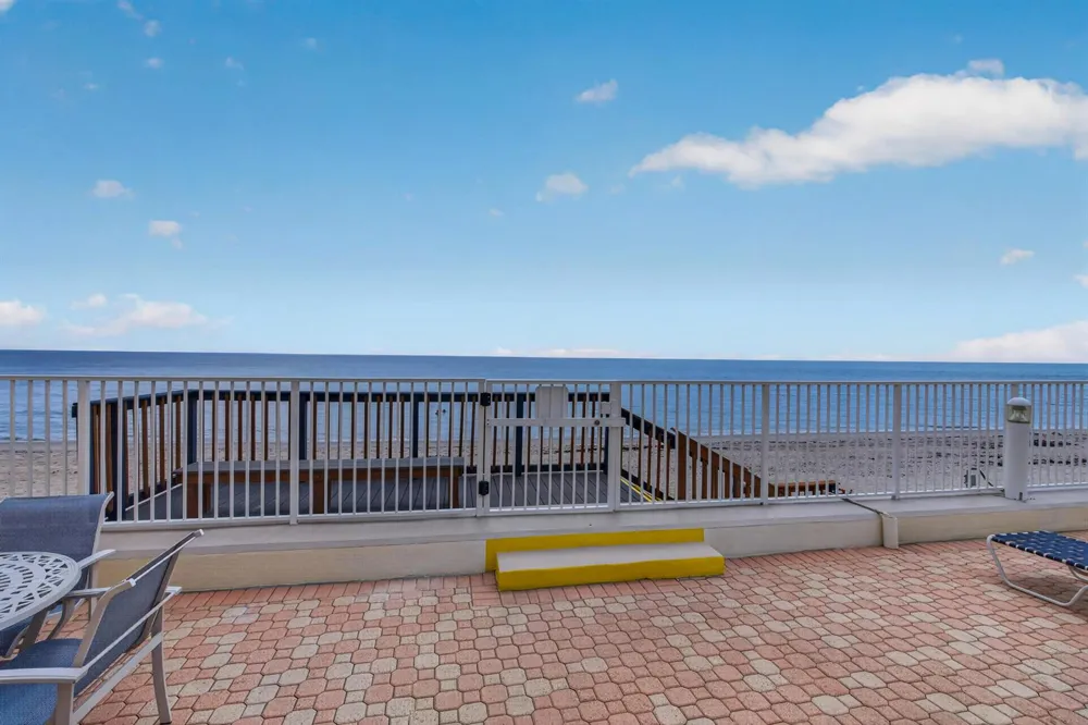 3540 S Ocean Boulevard #208 South Palm Beach, FL 33480