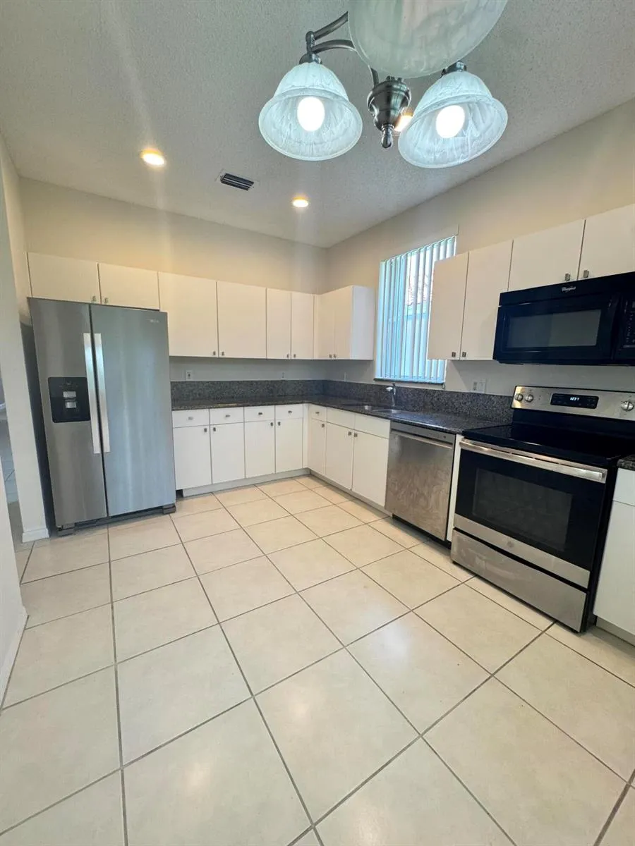 10895 FILLMORE DRIVE Boynton Beach, FL 33437