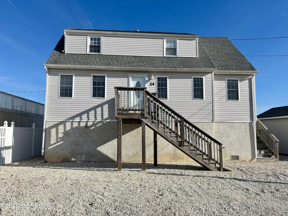 24 Richard Drive Beach Haven West, NJ 08050