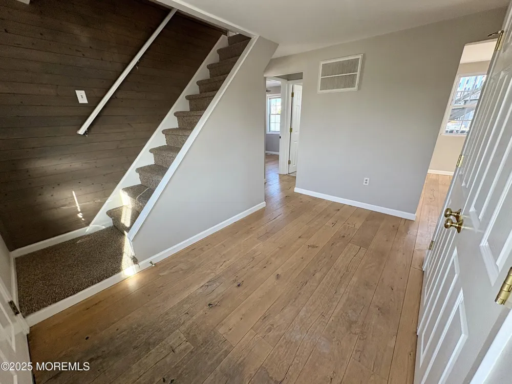 24 Richard Drive Beach Haven West, NJ 08050