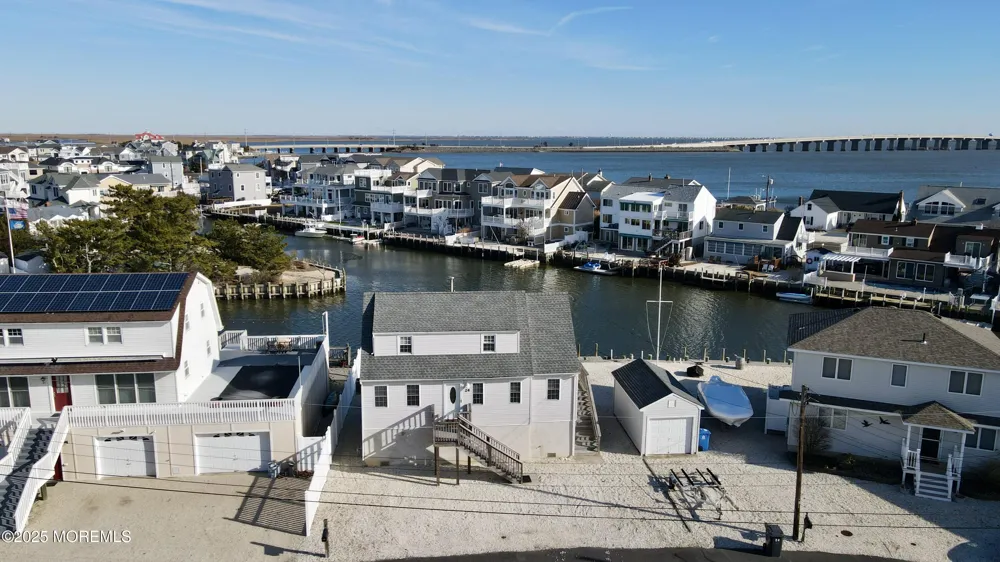 24 Richard Drive Beach Haven West, NJ 08050