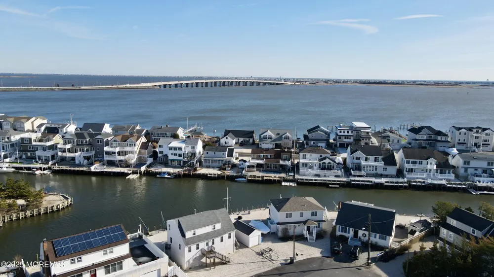 24 Richard Drive Beach Haven West, NJ 08050