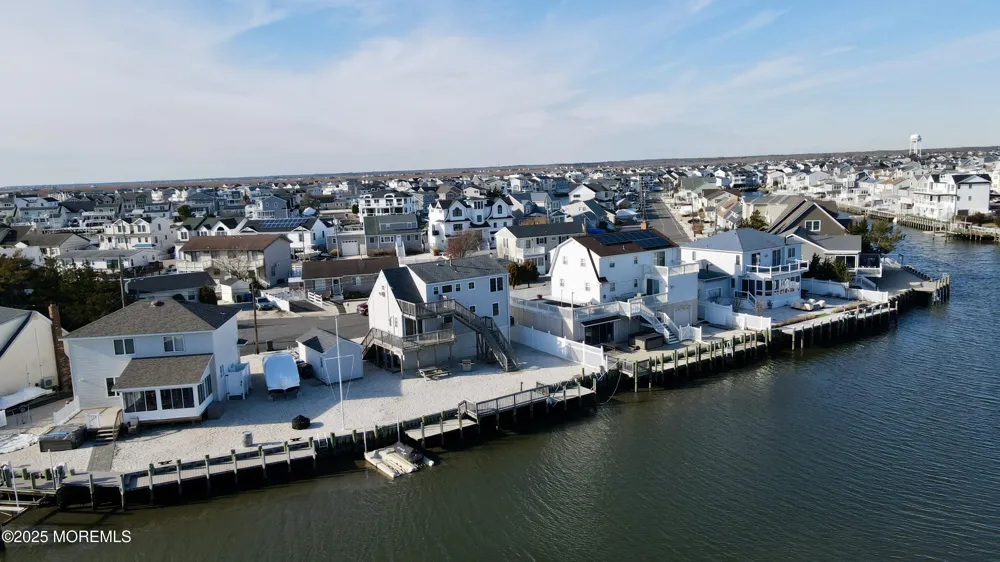 24 Richard Drive Beach Haven West, NJ 08050