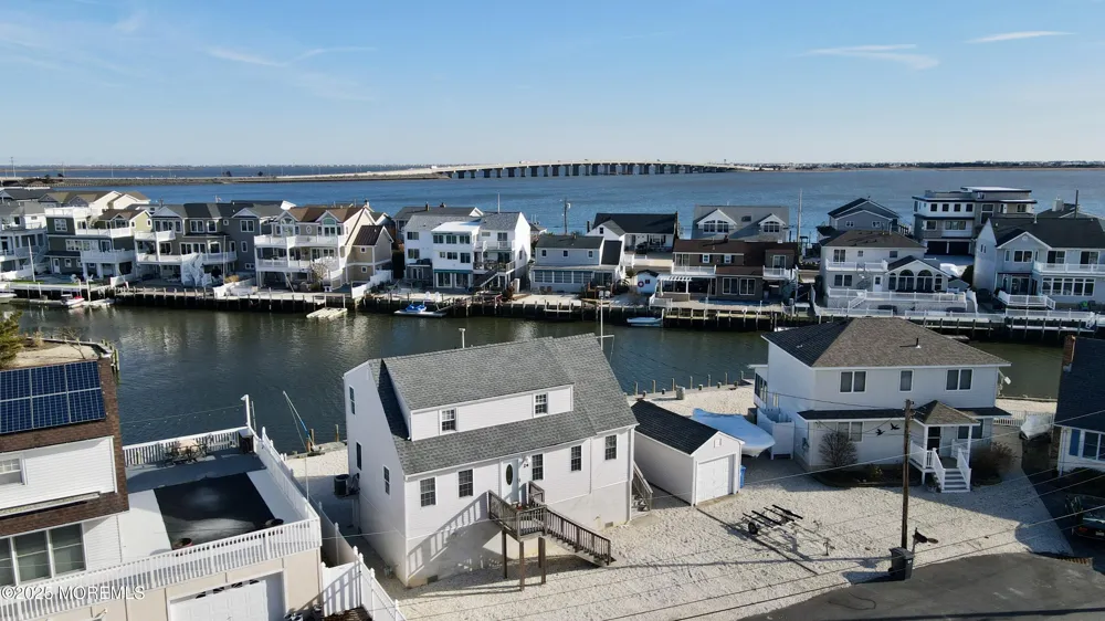 24 Richard Drive Beach Haven West, NJ 08050