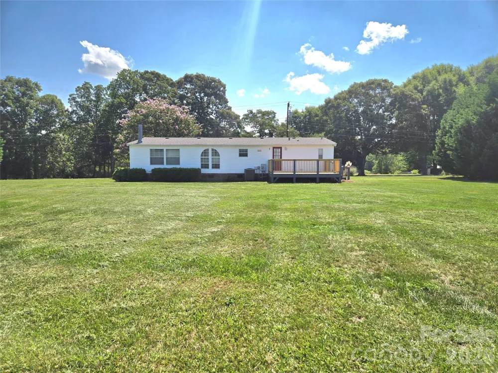 3449 Yount Road Newton, NC 28658