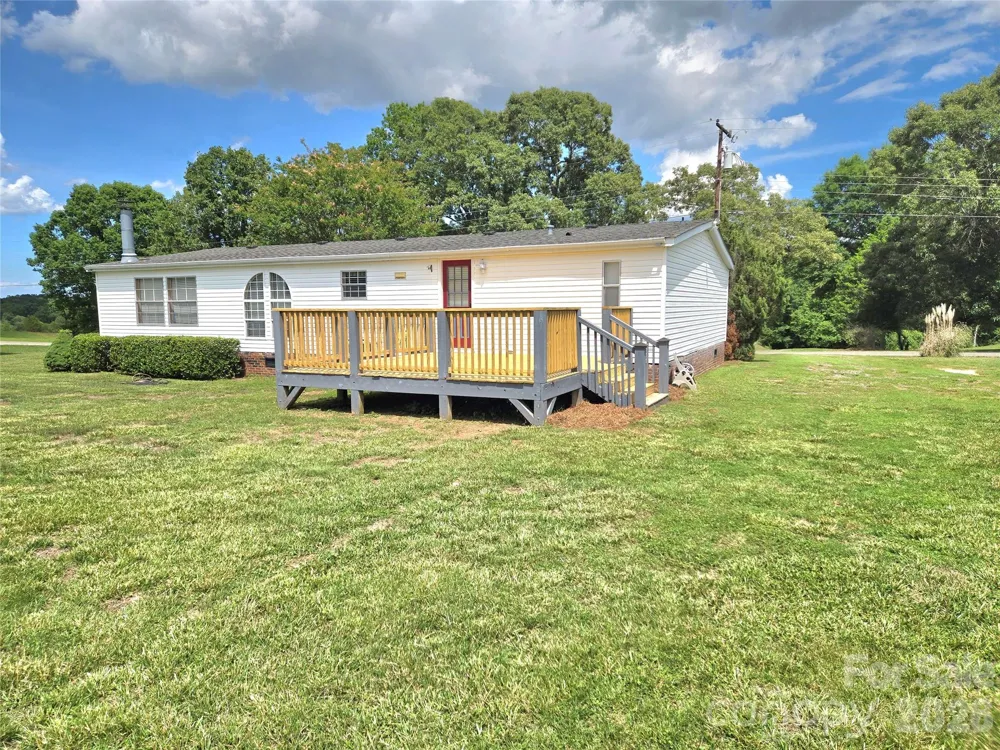 3449 Yount Road Newton, NC 28658