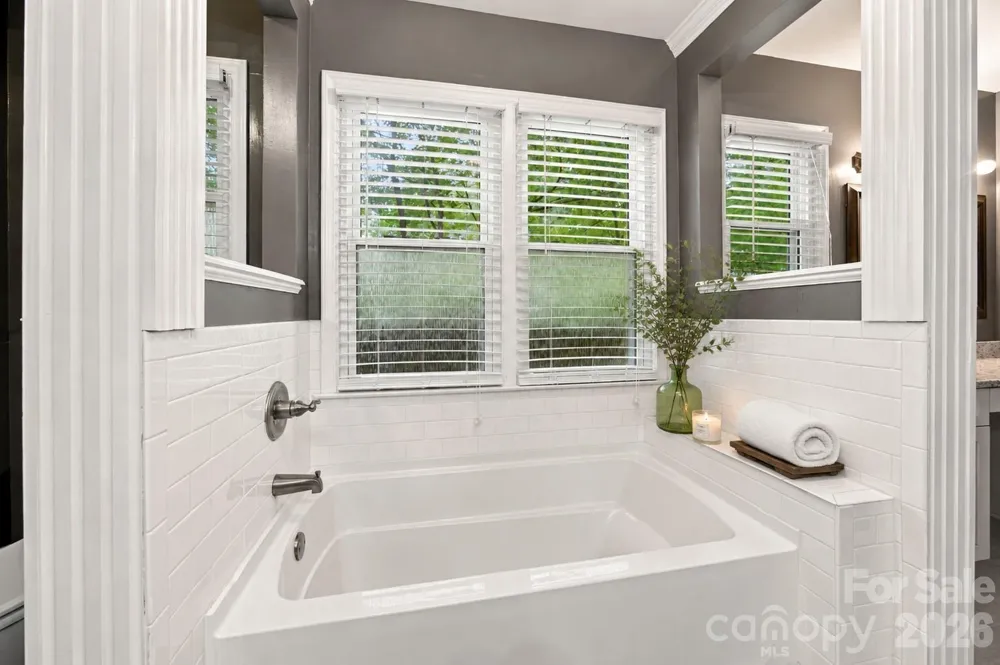7134 Forest Hills Drive Denver, NC 28037