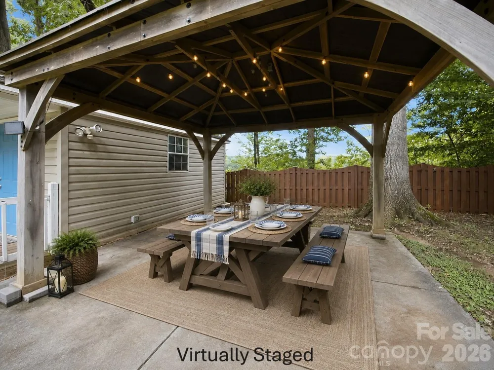 7134 Forest Hills Drive Denver, NC 28037