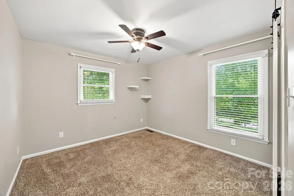 7134 Forest Hills Drive Denver, NC 28037