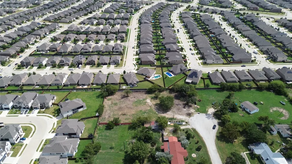 24041 Countryview Drive Aubrey, TX 76227