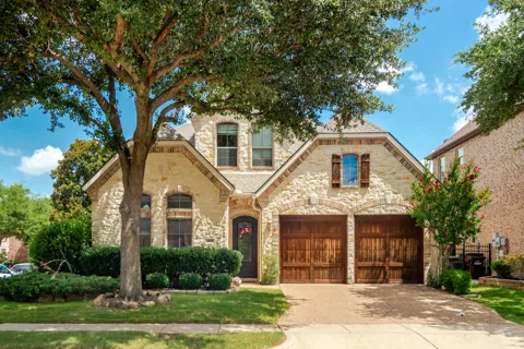 4821 Pyramid Drive