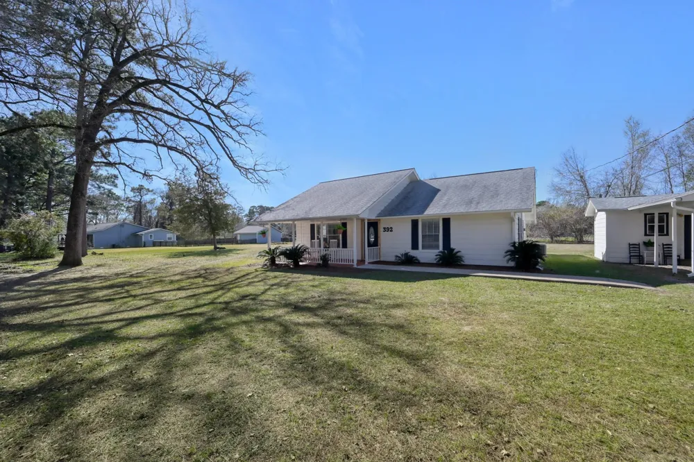 392 Timber Bay Drive Trinity, TX 75862