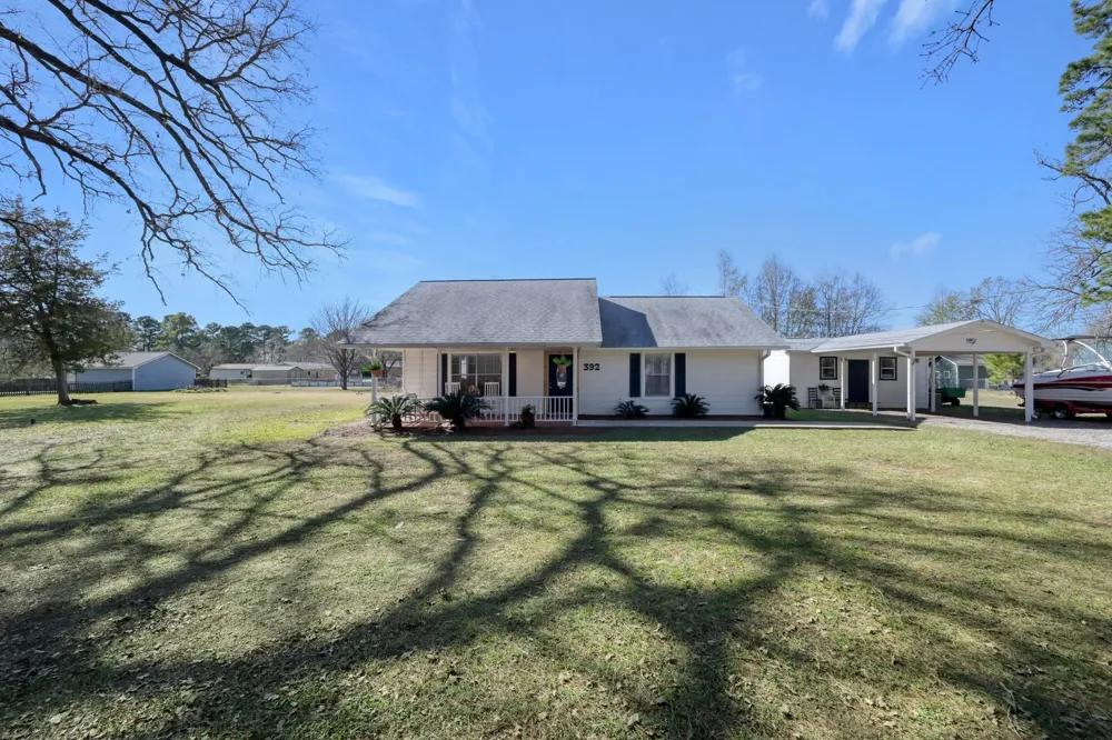 392 Timber Bay Drive Trinity, TX 75862