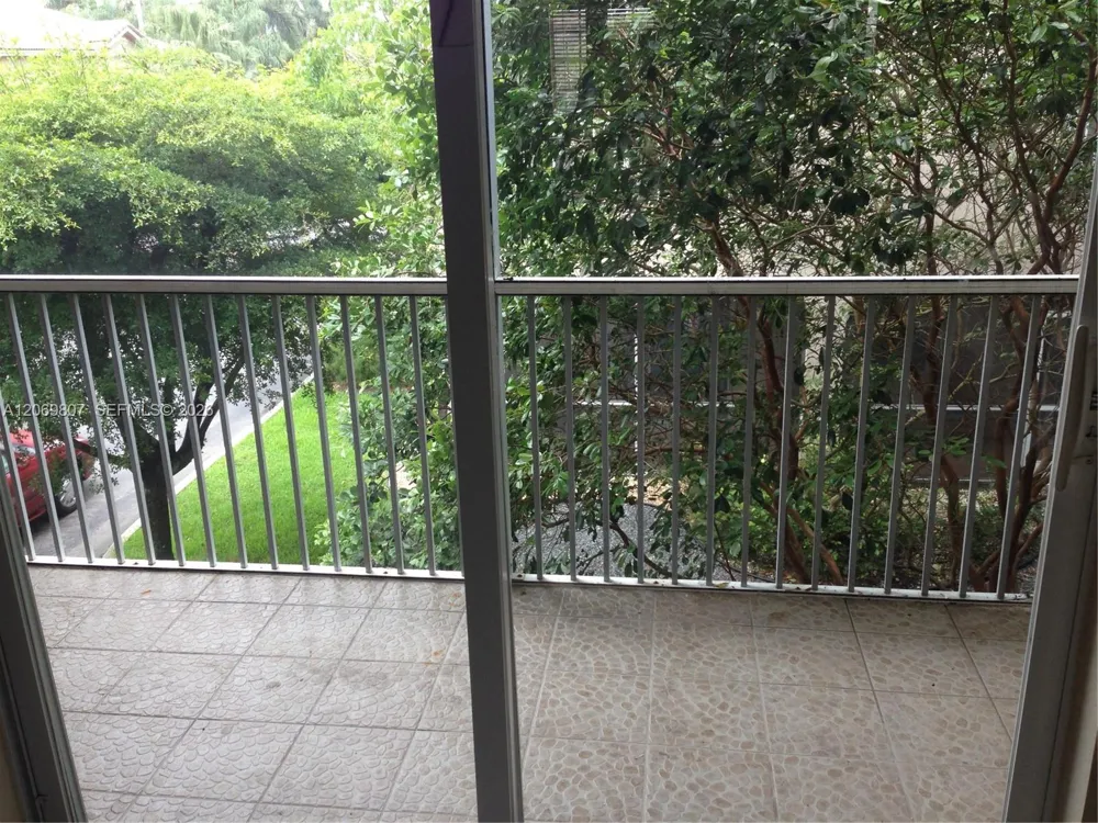5620 NW 114th Path #201 Doral, FL 33178