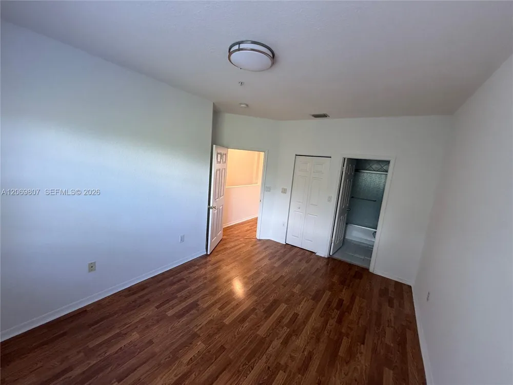 5620 NW 114th Path #201 Doral, FL 33178