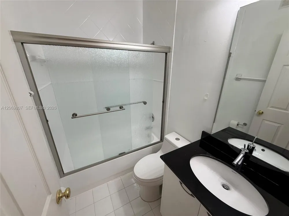 5620 NW 114th Path #201 Doral, FL 33178