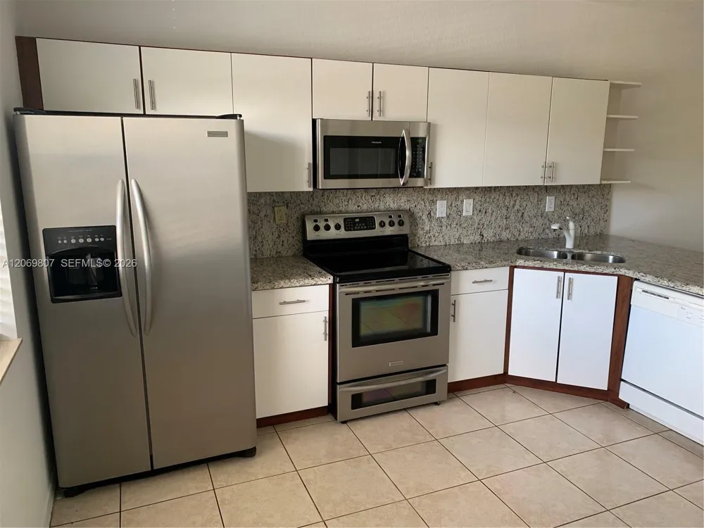 5620 NW 114th Path #201 Doral, FL 33178