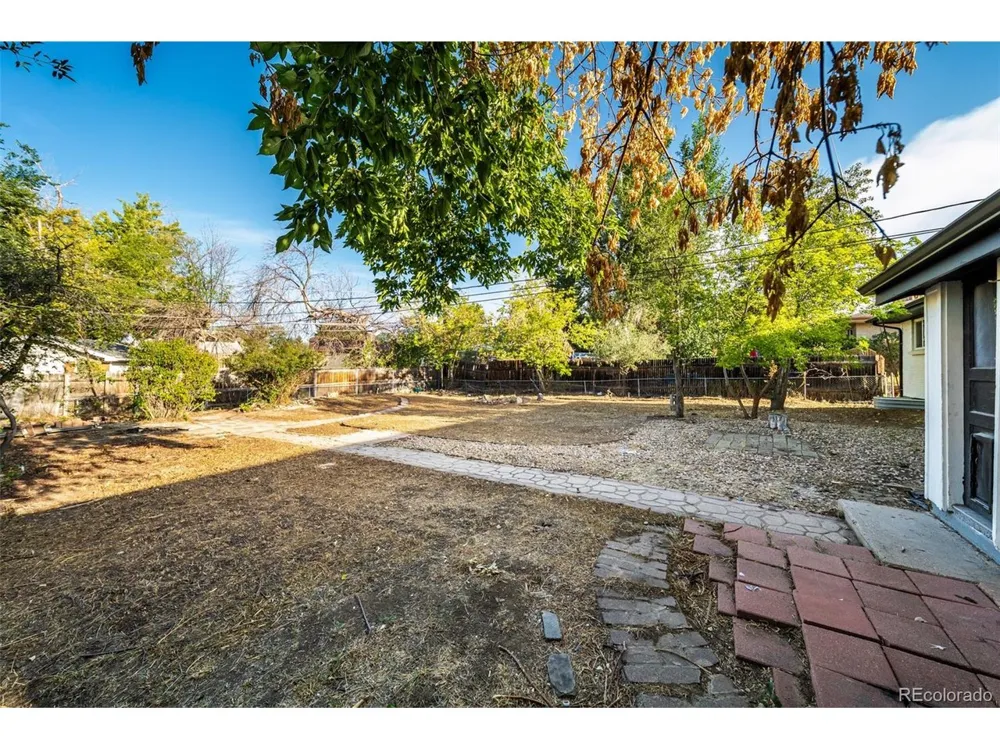 8711 Oakwood Street Westminster, CO 80031