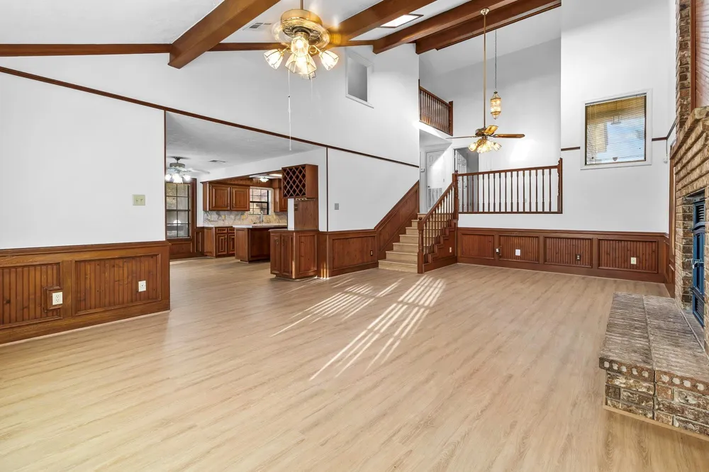 554 Harbor Drive Onalaska, TX 77360