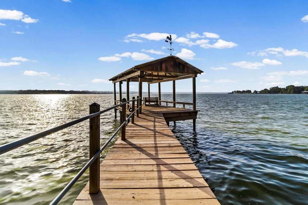 554 Harbor Drive Onalaska, TX 77360