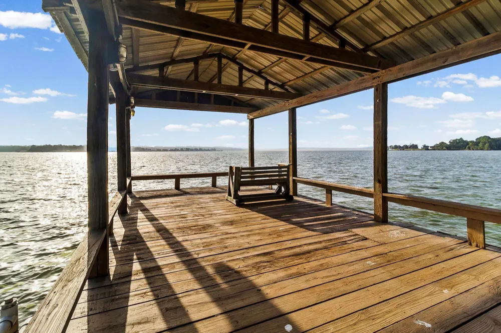 554 Harbor Drive Onalaska, TX 77360