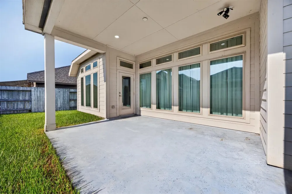 5126 Jibe Ho Lane Manvel, TX 77578