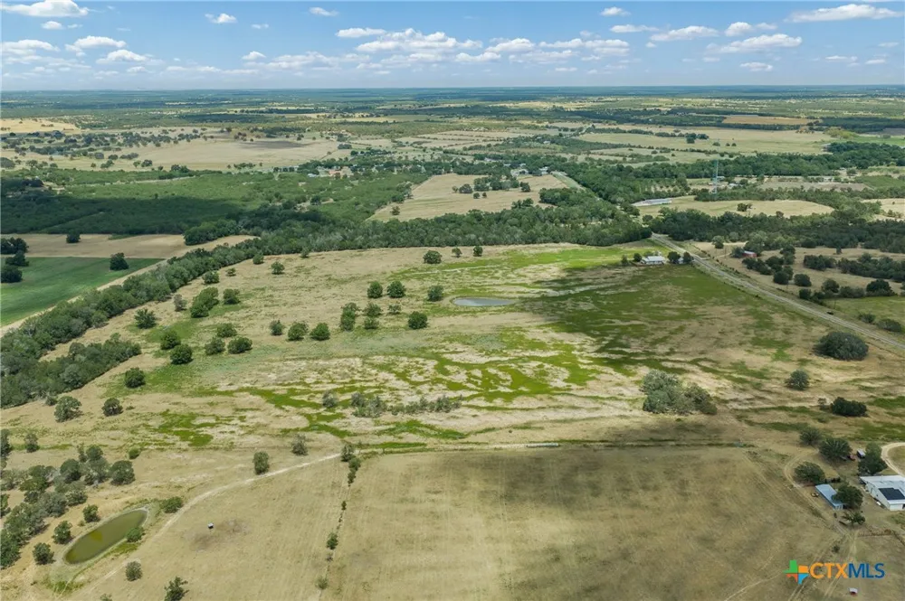 4 FM 3158 Dale, TX 78616