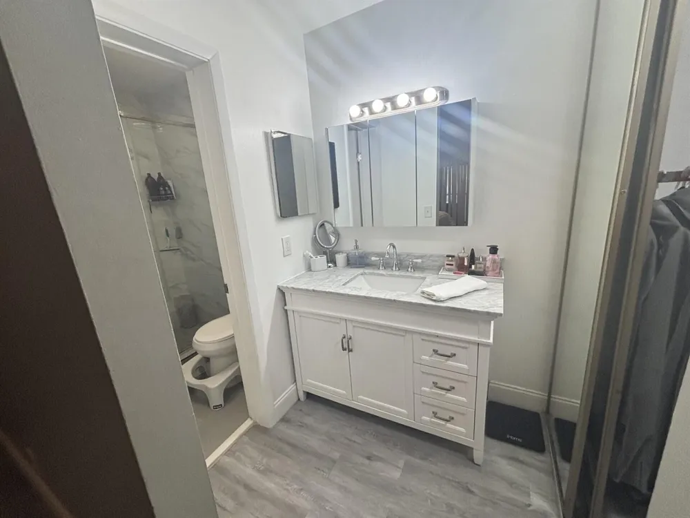 3751 COCOPLUM CIRCLE #3564 Coconut Creek, FL 33063