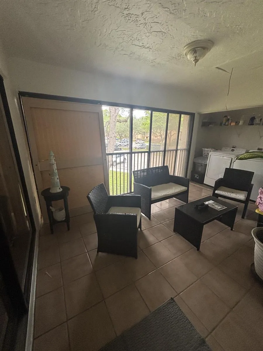 3751 COCOPLUM CIRCLE #3564 Coconut Creek, FL 33063