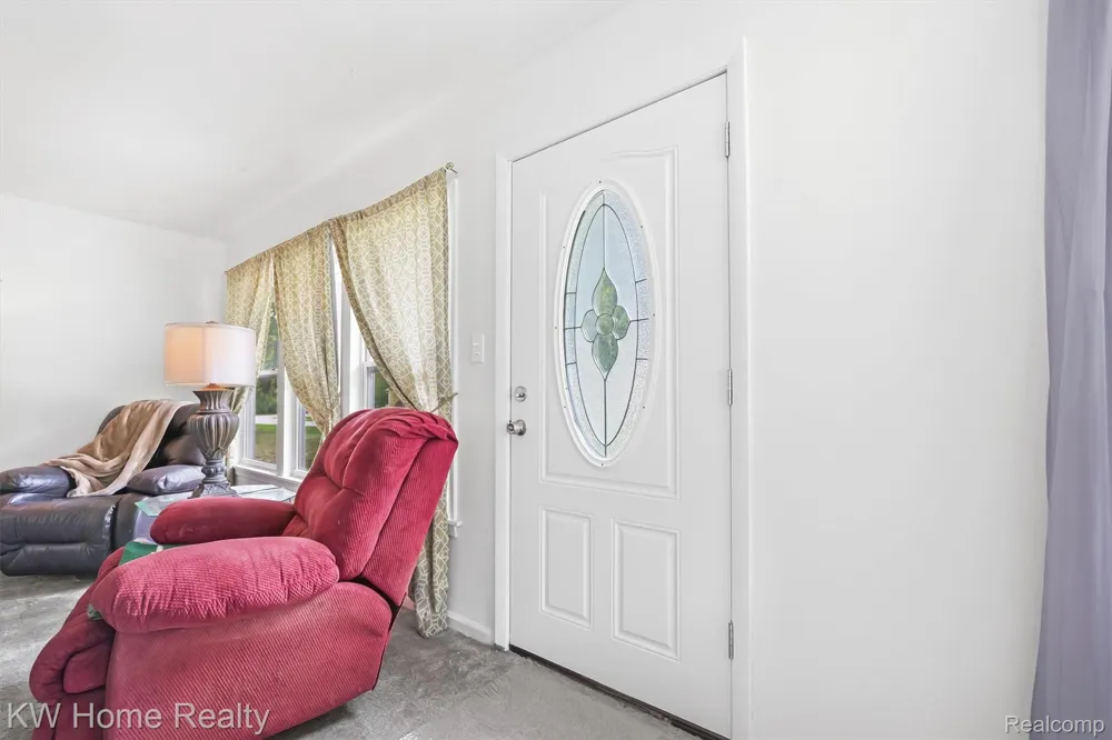 2042 Orland Wixom City, MI 48393