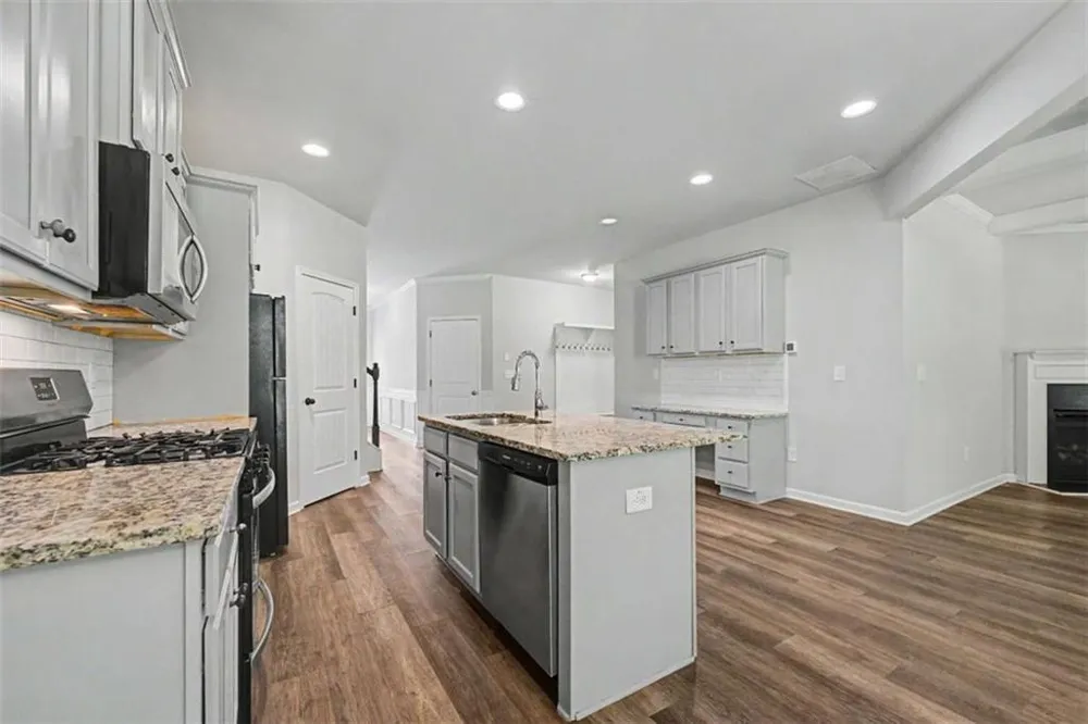 1735 Tricklin Springs McDonough, GA 30252
