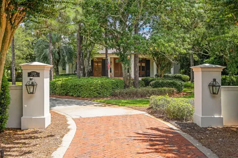 3326 Club Drive